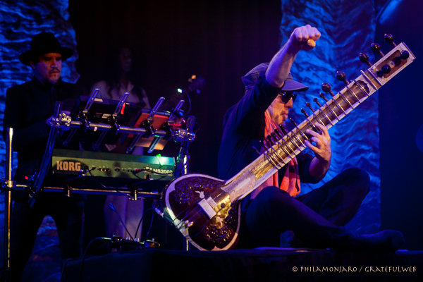 Thievery Corporation | House of Blues | 11/7/18 | Grateful Web